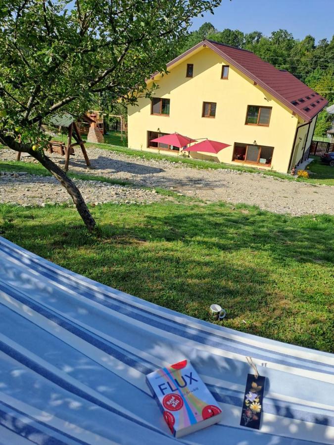 Отель Viata La Tara Cerna Cerna  Экстерьер фото